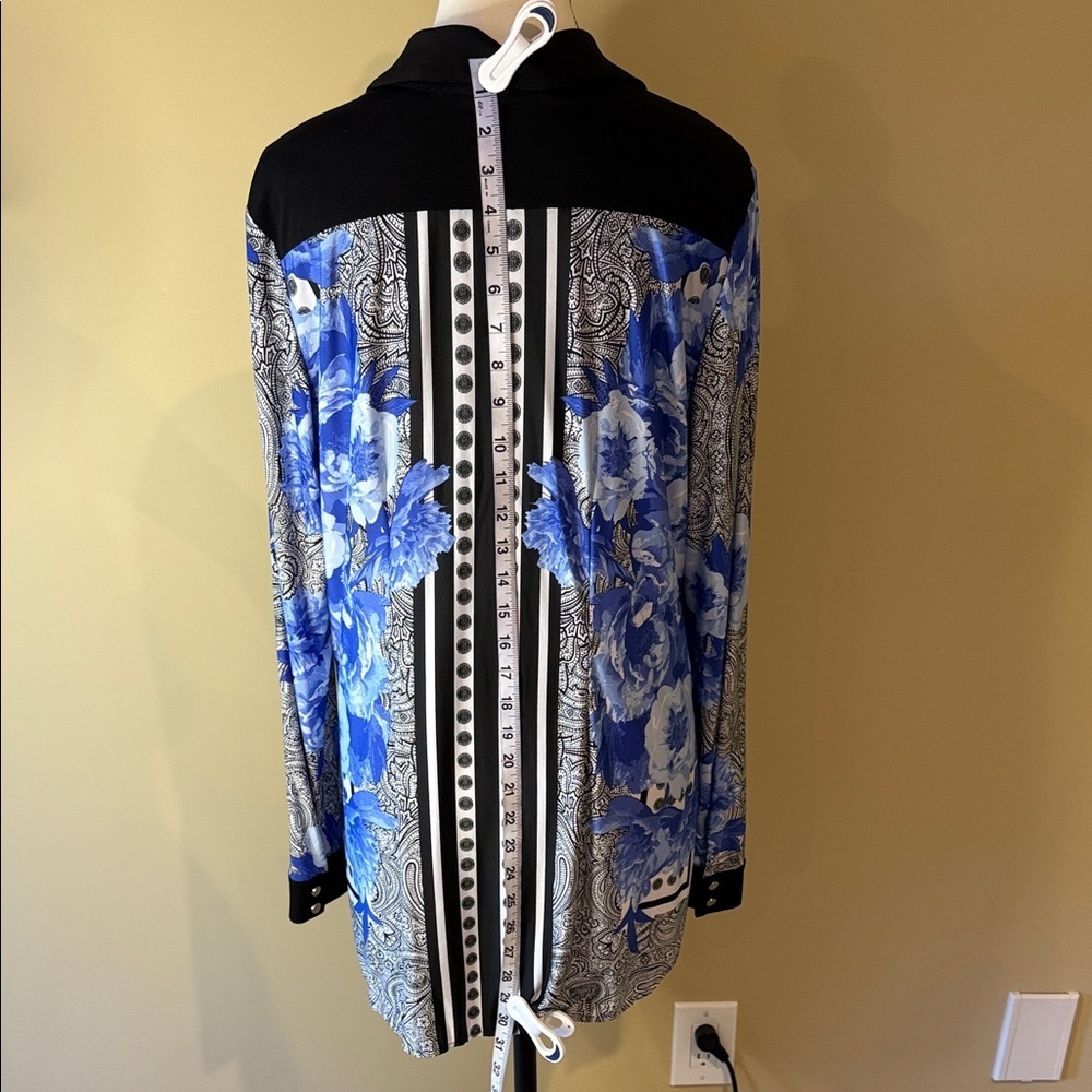 Nygard Tunic Women’s Blue Floral Long Sleeve Top Blouse Size L - Picture 4 of 10